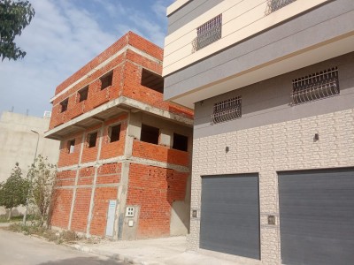 À vendre, une maison titrée à Ahlan ,Tanger