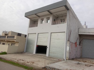 Local spacieux à louer de 350m² à bougdour Tanger