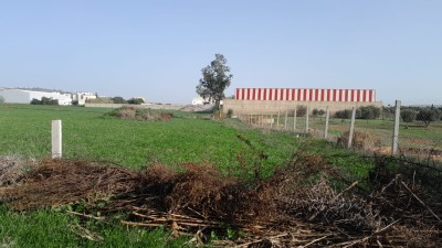 Terrain titré à Begdour