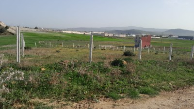 Terrain titré à Begdour