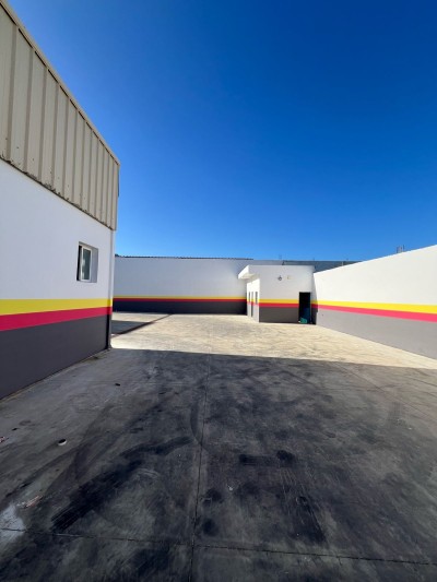 un local spacieux de 1200 m² à louer situé à bougdour Tanger