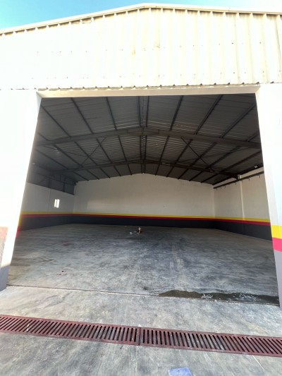 un local spacieux de 1200 m² à louer situé à bougdour Tanger