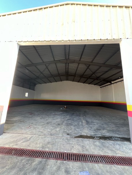 un local spacieux de 1200 m² à louer situé à bougdour Tanger-12